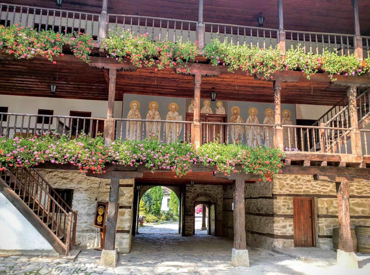 The Tinkov House In Lovech Exterior foto
